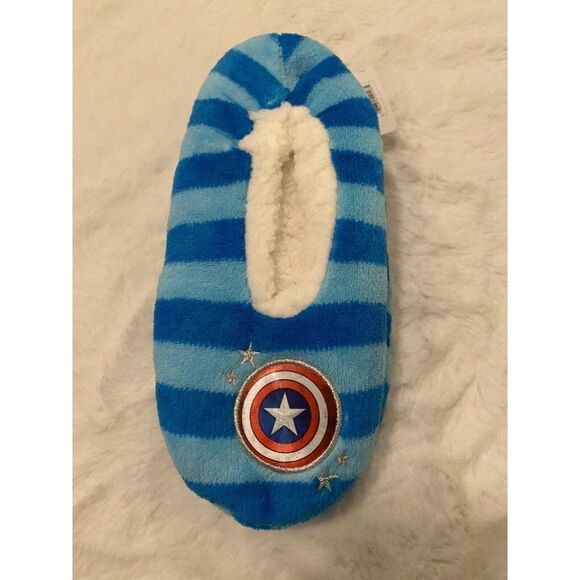 NEW Marvel Captain America Fuzzy Babba Slipper KID - Picture 3 of 7